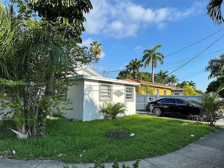 El Portal SFH 🏡 4/2 Corner Lot SFR in Miami, FL 33150 🌳