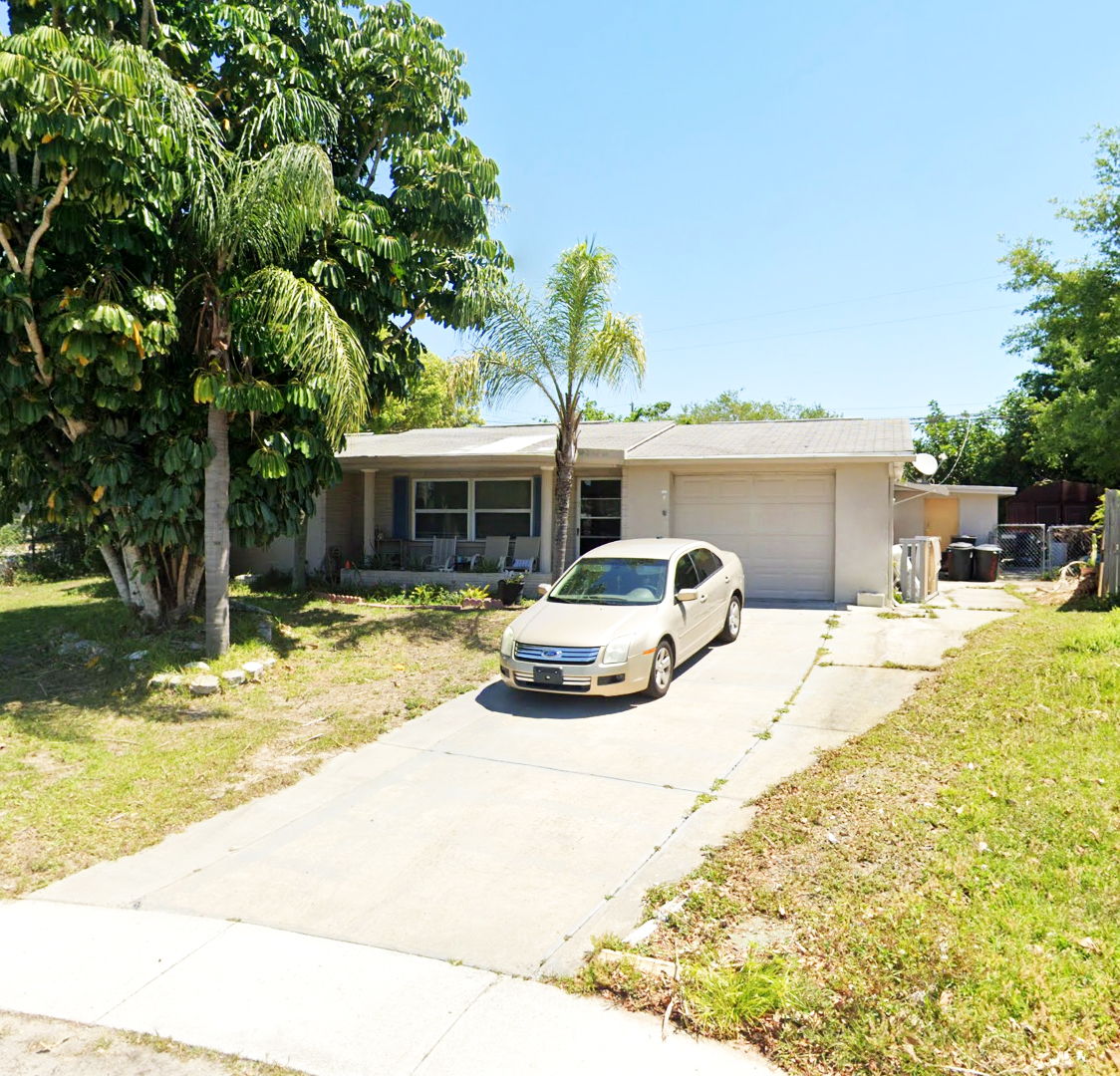 34652 🌊 New Port Richey Gem – Spacious 3-Bedroom Flip Opportunity! 🏡✨