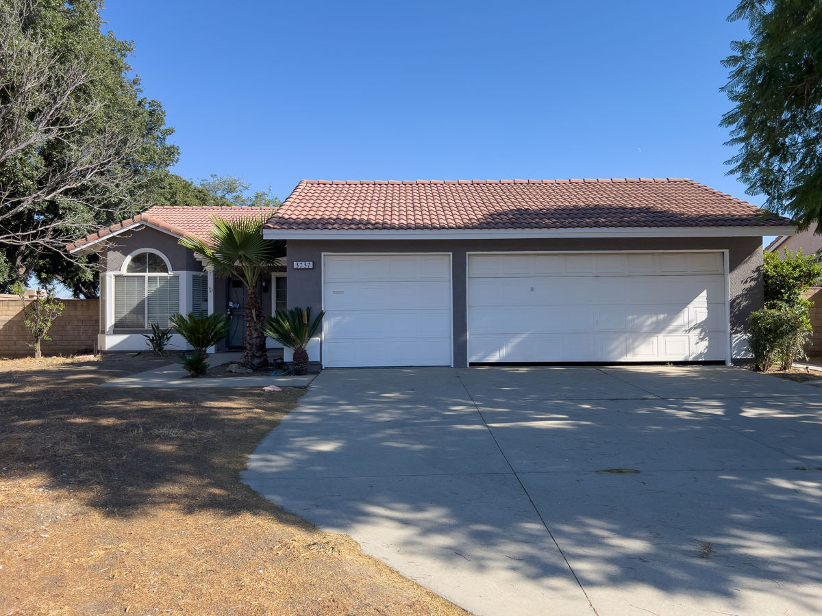☀️🏠Rialto, CA l Off Market SFH [Delivered VACANT] 🏠☀️