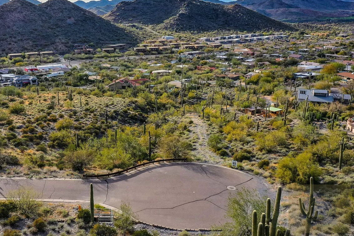 GREAT FIX AND FLIP OR BUY AND HOLD IN CAVE CREEK AZ 85331 LAND