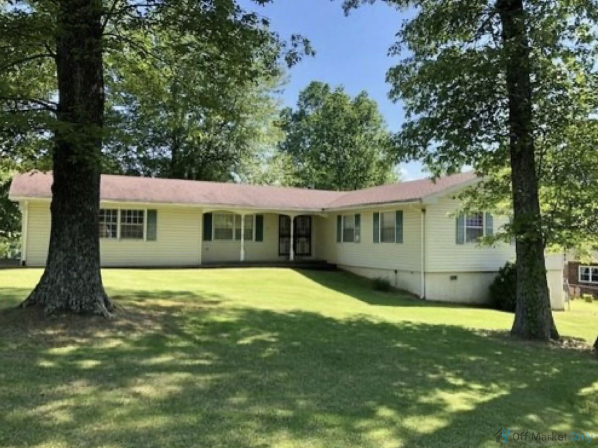 Flip opportunity Madisonville! Off-Market Discounted SFH.