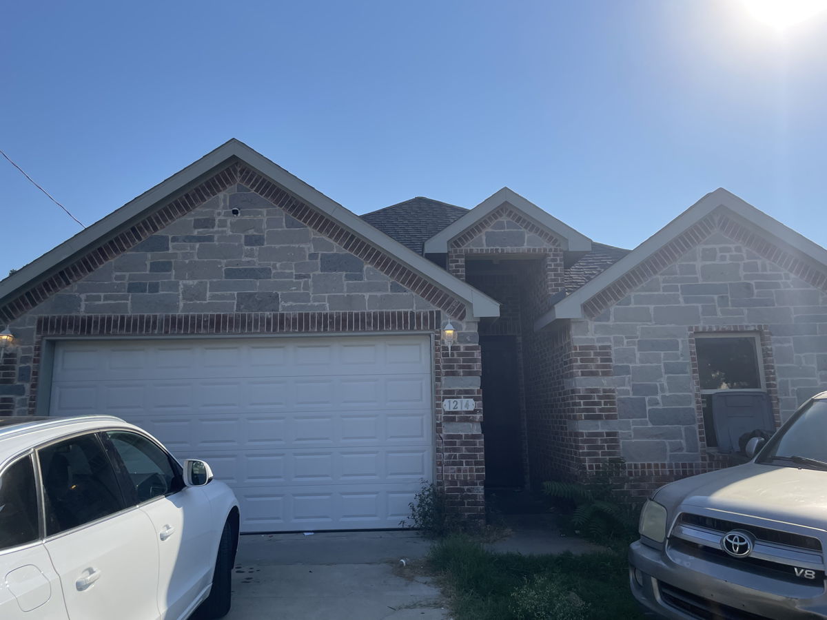 (🏡 Dallas, TX) 💪🔥🏡  Great Buy & Hold |  2017 Built 🏡🔥💪