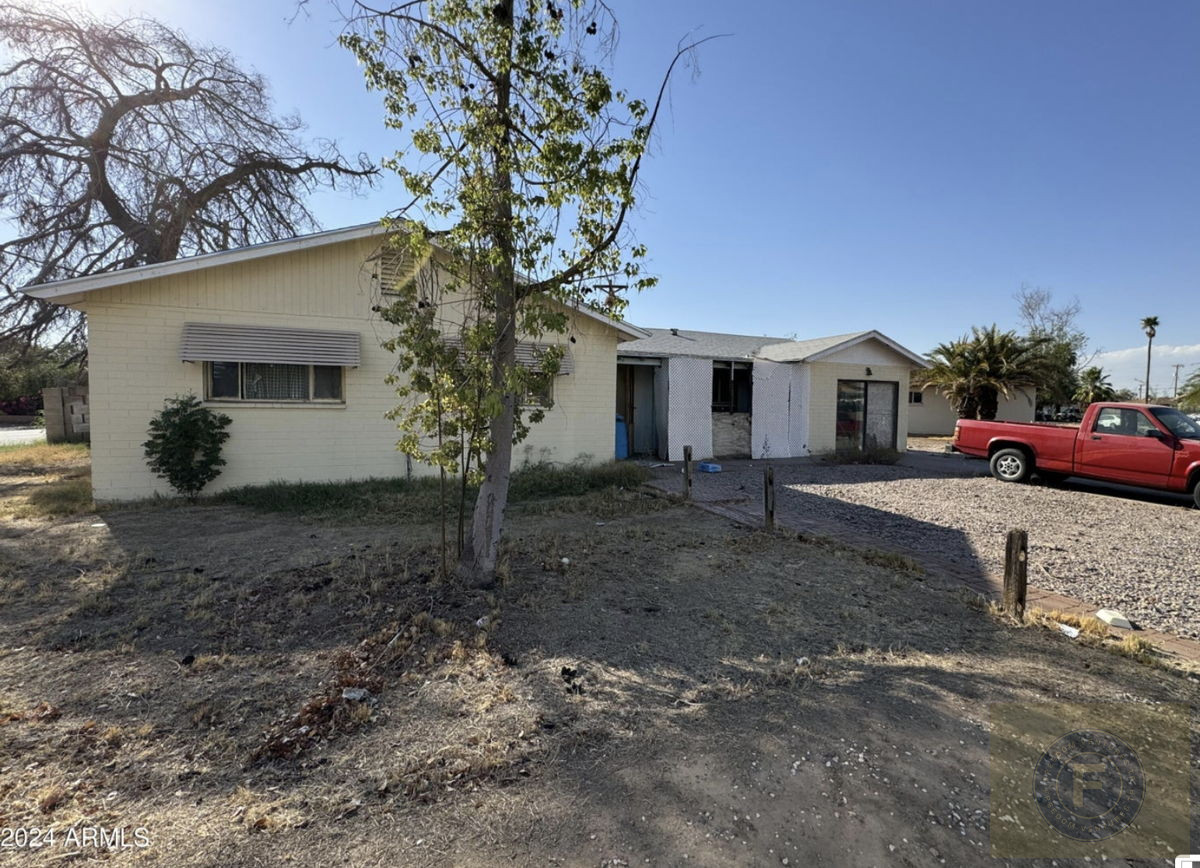 GREAT FIX AND FLIP OR BUY AND HOLD IN PHOENIX AZ 85031