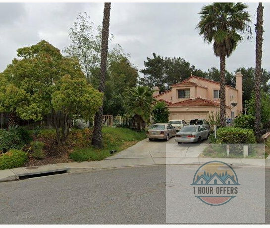 🔥 Escondido, CA | Big Equity Gap 💰 | 4/3 1,948 Sqft