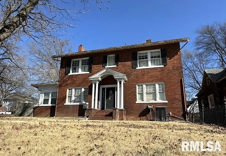 🔥Harrisburg HUGE Brick House Flip - Delivered Vacant