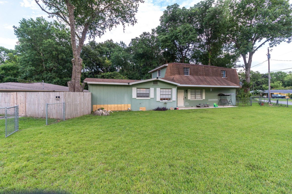 849 Lakewood Dr, Daytona Beach, FL 32117