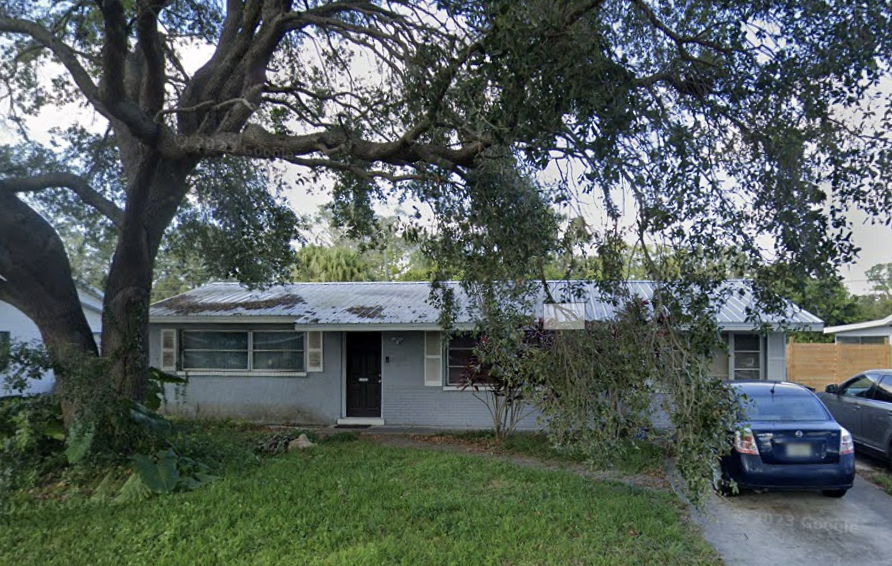 🏠🔑Sarasota Flip Opportunity on Bell Meade🔑🏠