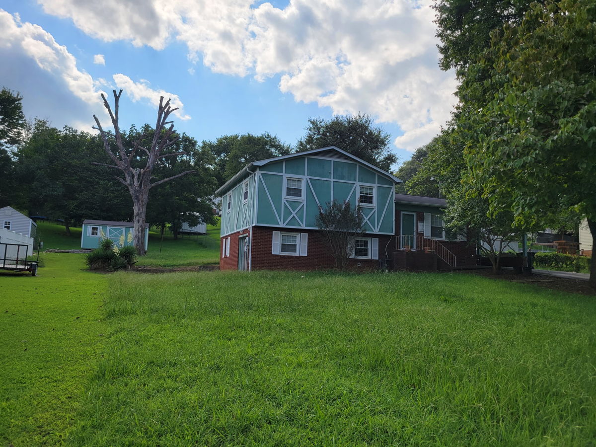 Perfect Buy & Hold Property Great Rental Easy Reno