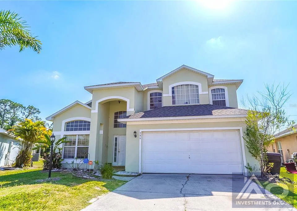 4 bed/ 2 and a half baths in Kissimmee 384k worth 525k!