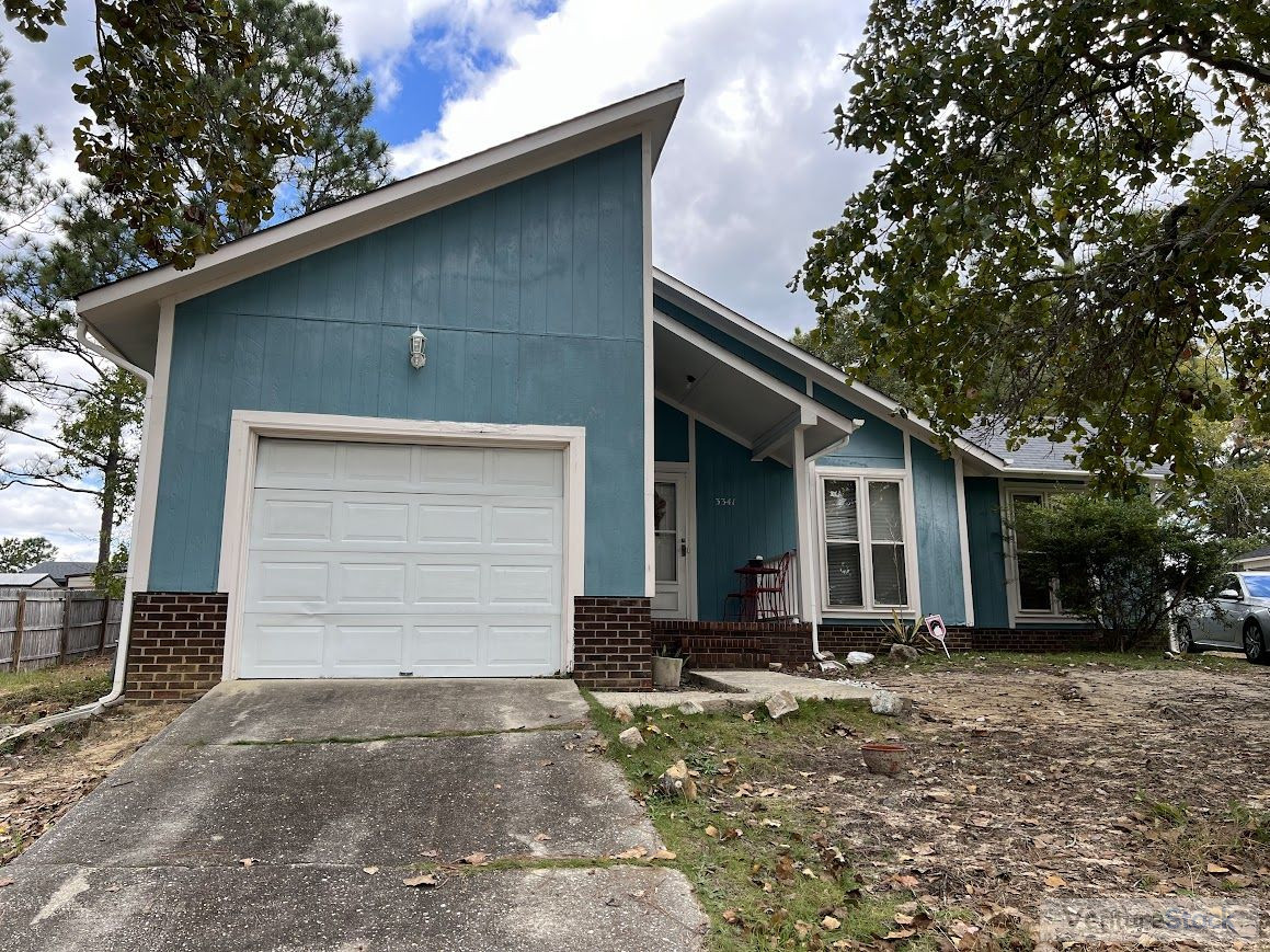 Spring Lake Flip Or Rental Opportunity! 🏡