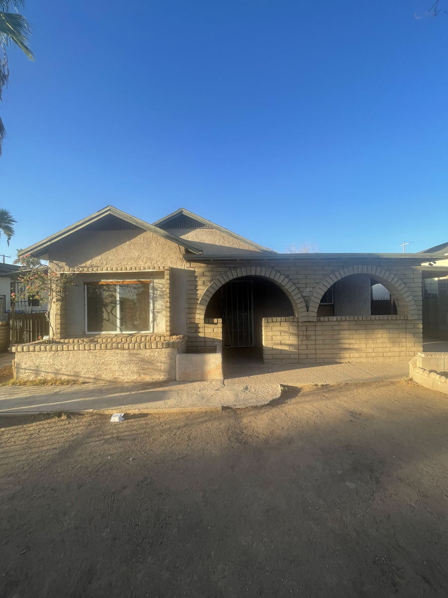 Beautiful 4 Beds 2 Baths 1,388 SqFt SFR in Phoenix, AZ 85006
