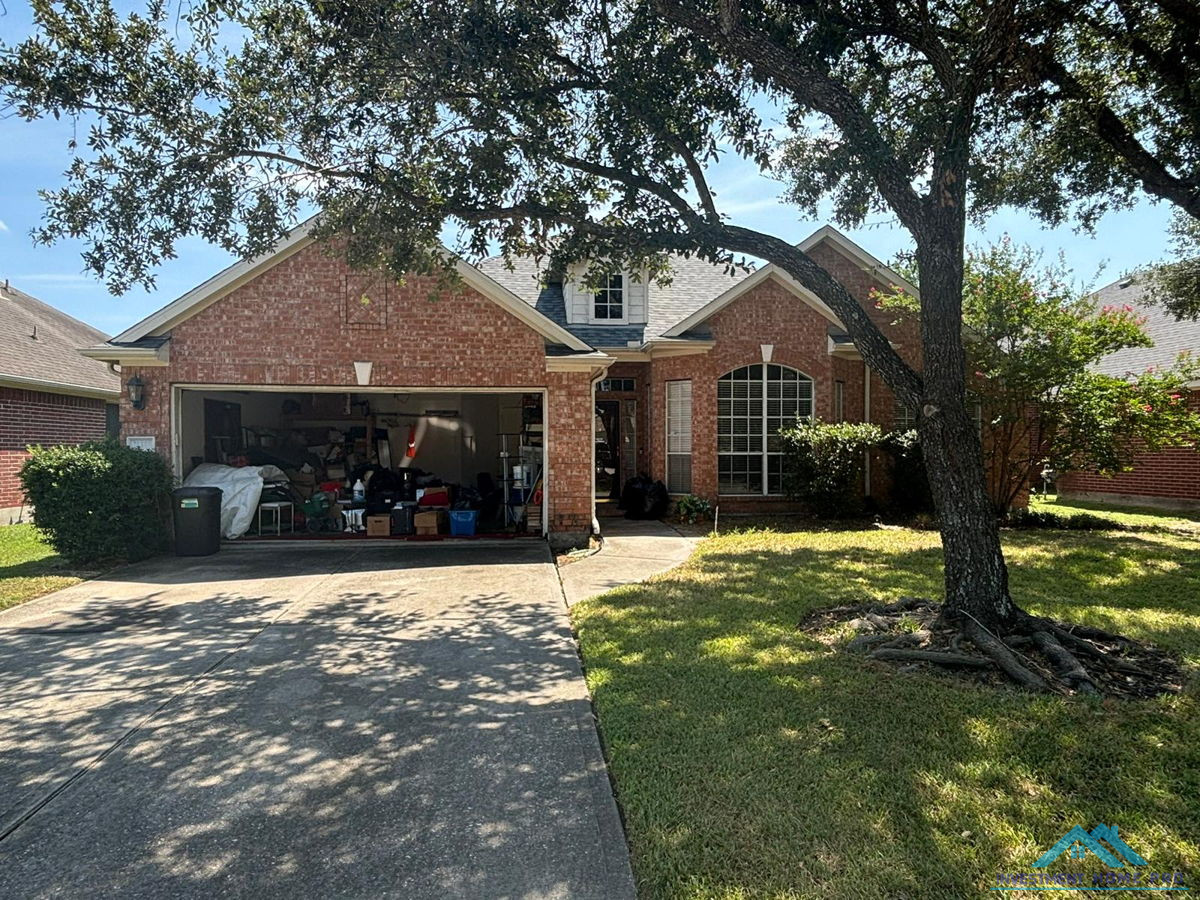 Fixer-Upper Alert! 🛠🏡 | 4BR Home in Spring TX 77388!