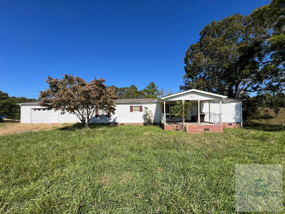Belton, SC 🏡 Fixer-Upper Mobile Home on its Own Lot! 🔧✨