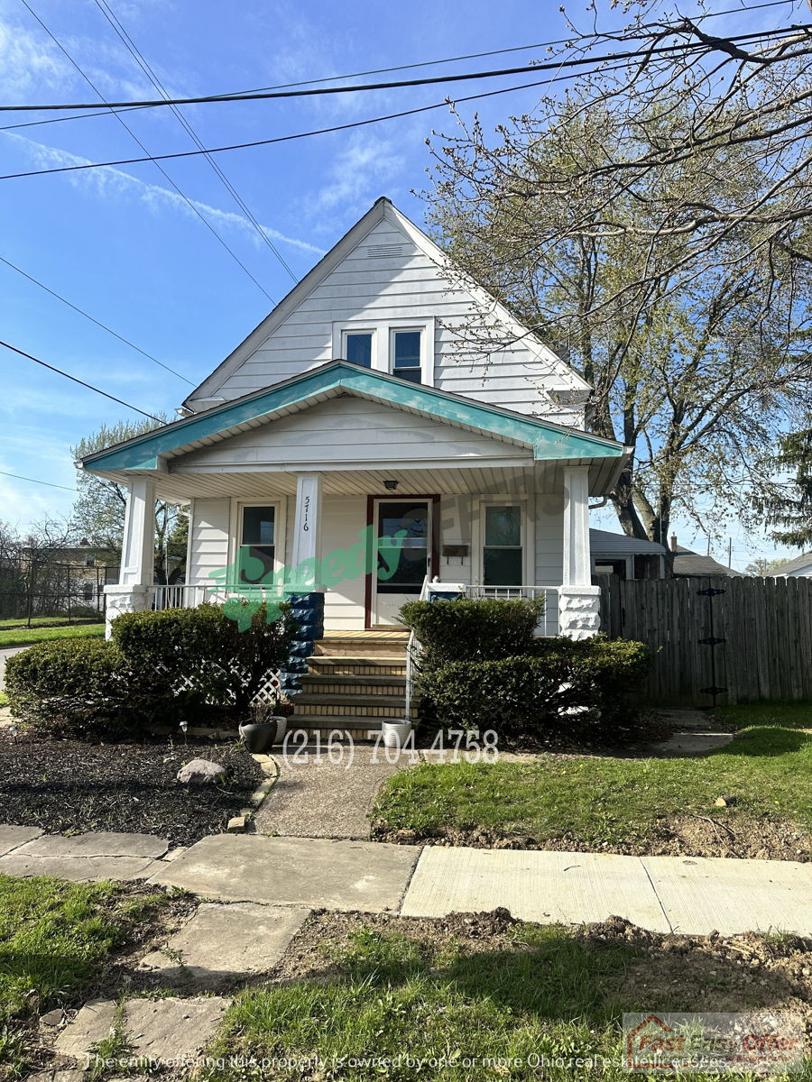 Vacant Single Family Home in Cleveland // 44144 🏠