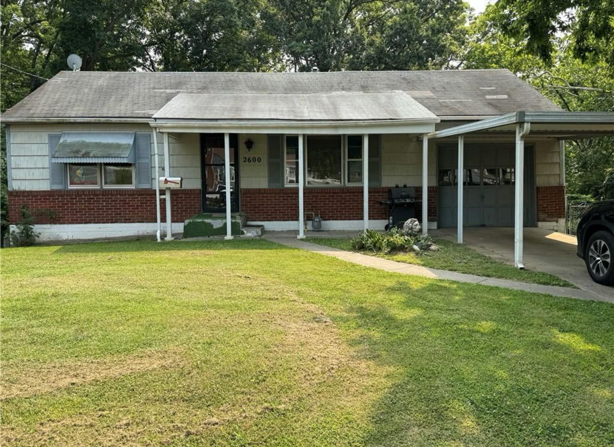 🔥 NEW DEAL🔥 Turnkey in KCK 66104 🔥 QUICK PROFITABLE FLIP 💰 RENTS $1.1k/MTH 💰 Asking $115k💰AMAZING OPPORTUNITY💰Plenty of PHOTOS ⬇️⬇️