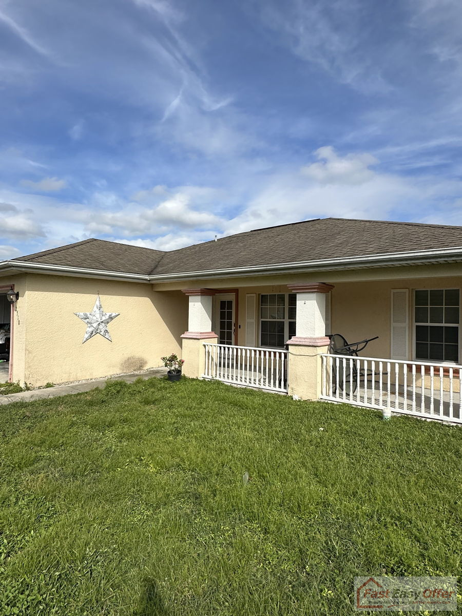 SFH in LEHIGH ACRES 33971 - 3br, 2ba  - $199k