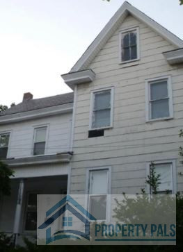 Squatter Occupied Deal In Shamokin Park!