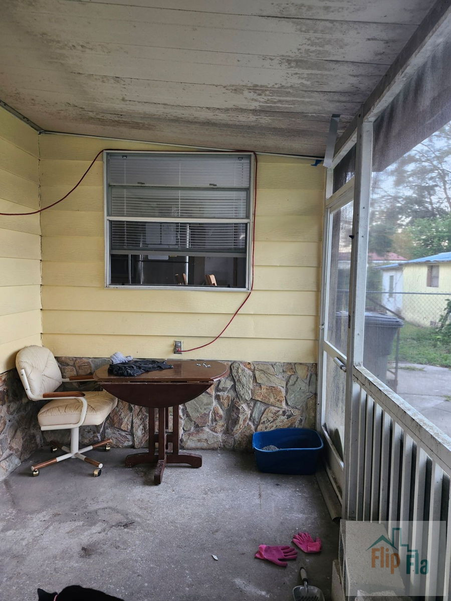 GREAT OPPORTUNITY!!! OVER 2 ACRES MOBILE HOME