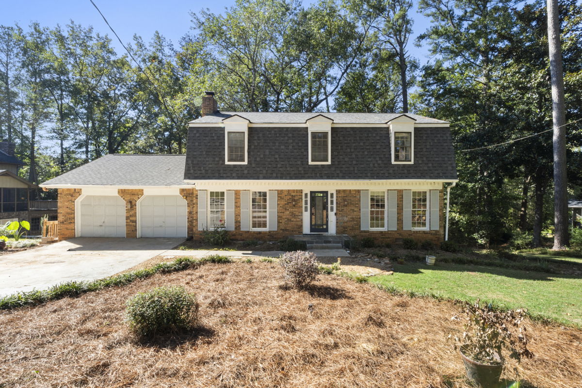 809 Carlisle Club Dr, Stn Mountain, Ga 30083