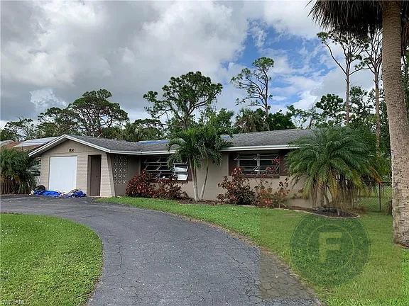 GREAT FIX AND FLIP OR BUY AND HOLD IN NORTH FORT MYERS FL 33903