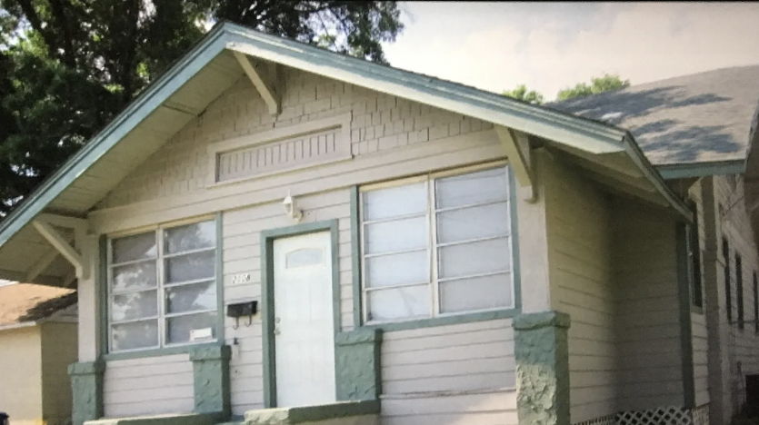 Stunning 3/2 - Single Family Home | 1,666 SqFt in Tampa, FL 33605! 🏡✨