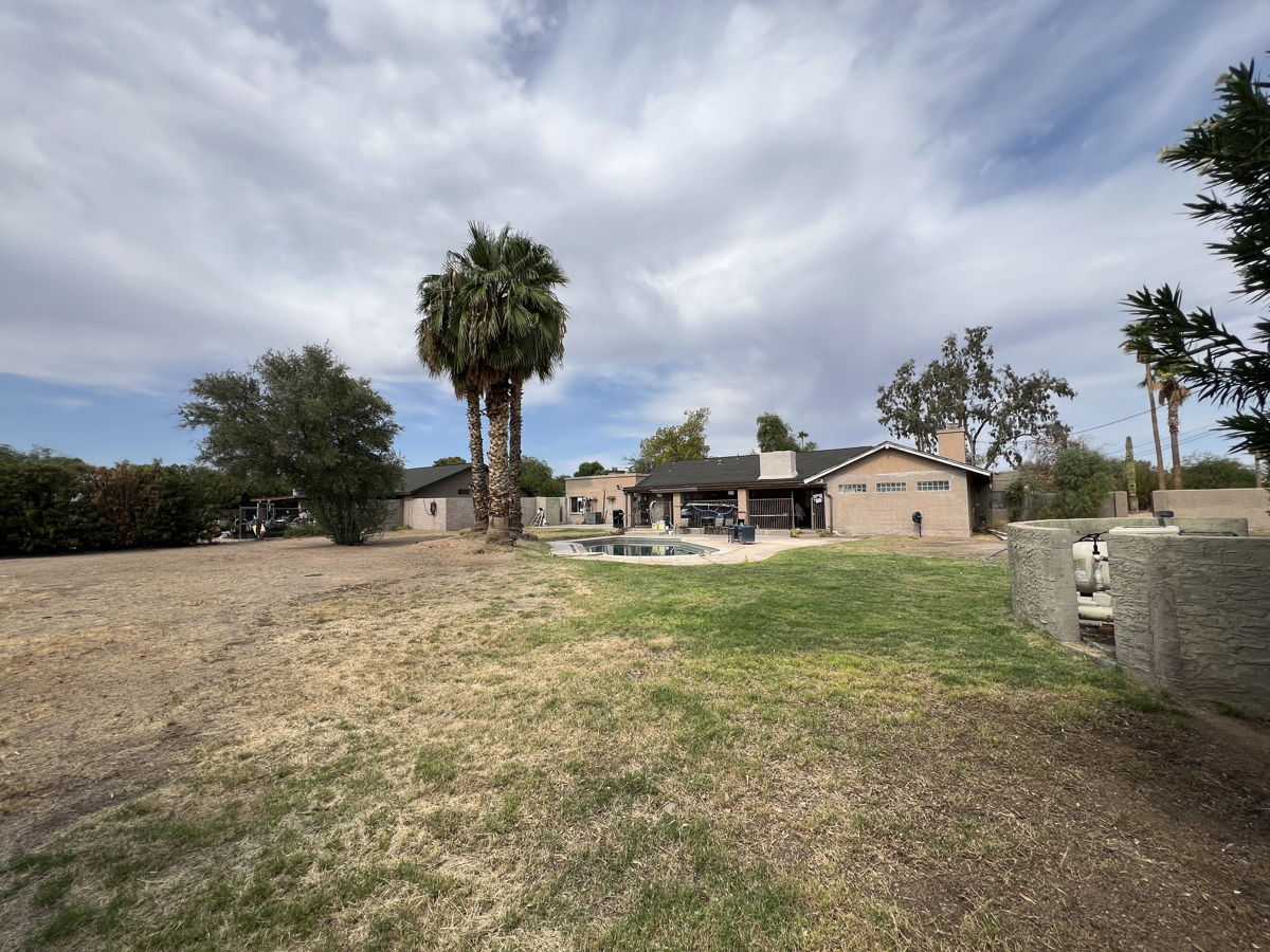 6/6 Main House + Casita + Pool 🤝 Fix & Flip Opportunity in Scottsdale, AZ 85250
