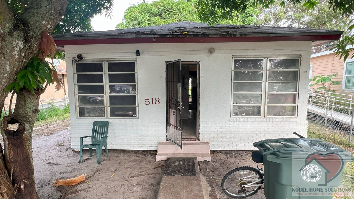 🏡 Investment Opportunity at 518 Douglas Ct: Tenant-Occupied Gem!🏡