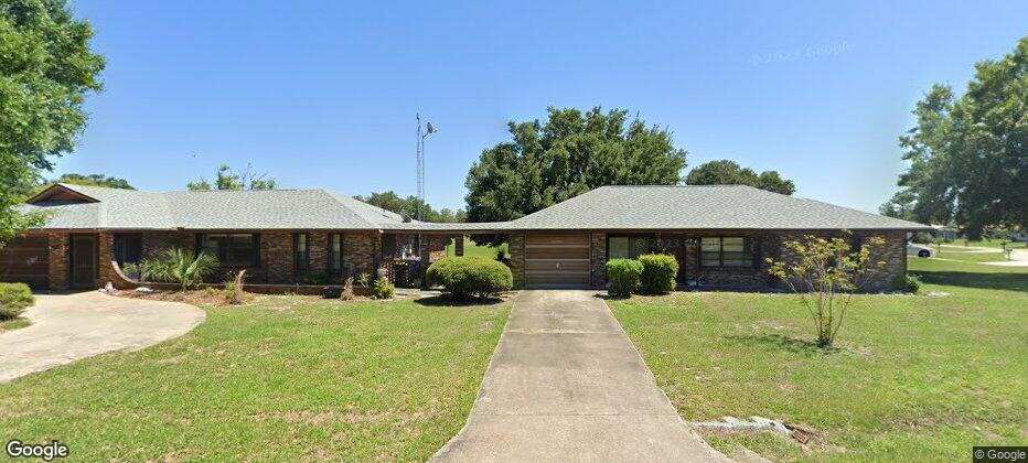 Two-Dwelling Property with Pool, Solar Panels & Rental Income Potential | Tampa, FL💰