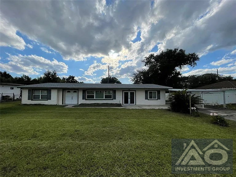 2 bed/ 2 baths in Orlando 269k worth 390k!