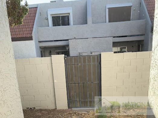 946 E Diamond Dr, Tempe, AZ 85283