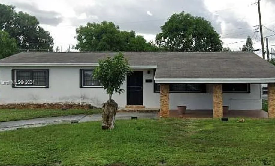 Nicest Area in Miami Gardens, Northwest 186th St, 33055