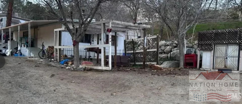 (Kern County) BUY AND HOLD Wofford Heights, CA 93285