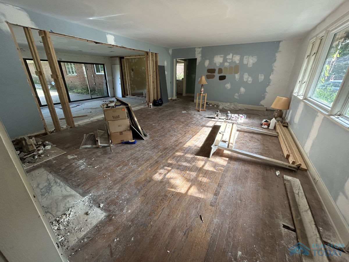 Six-Figure Flip In Memphis TN | Get It Before It's GONE!