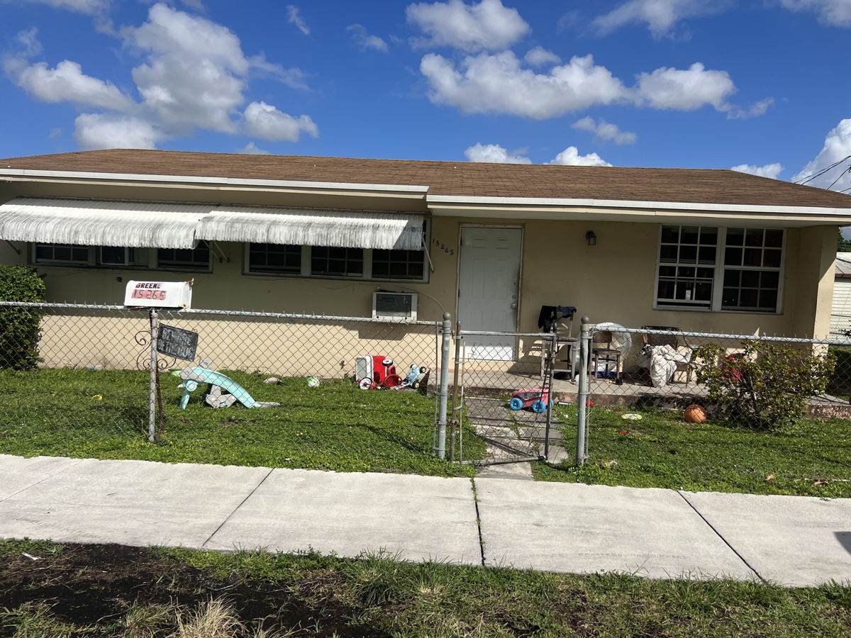 15265 NW 18TH AVE  MIAMI GARDENS, FL 33054