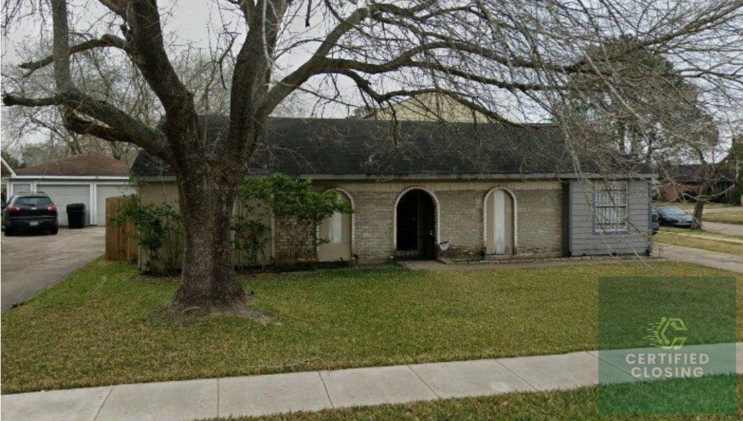 Missouri City, TX | 5 Bed, 3 Ba, 2.7k SqFt 🏚️ Light Fix&Flip or Buy/Hold 🏡