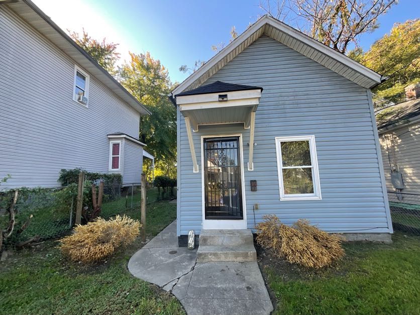 This ‘Date’ has Potential - Louisville - KY, 40210