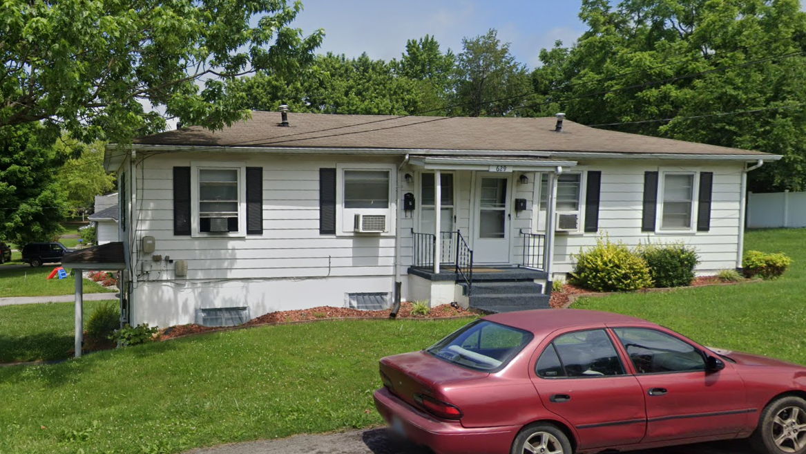 Rent Ready E-town Triplex! - Elizabethtown, KY, 42701