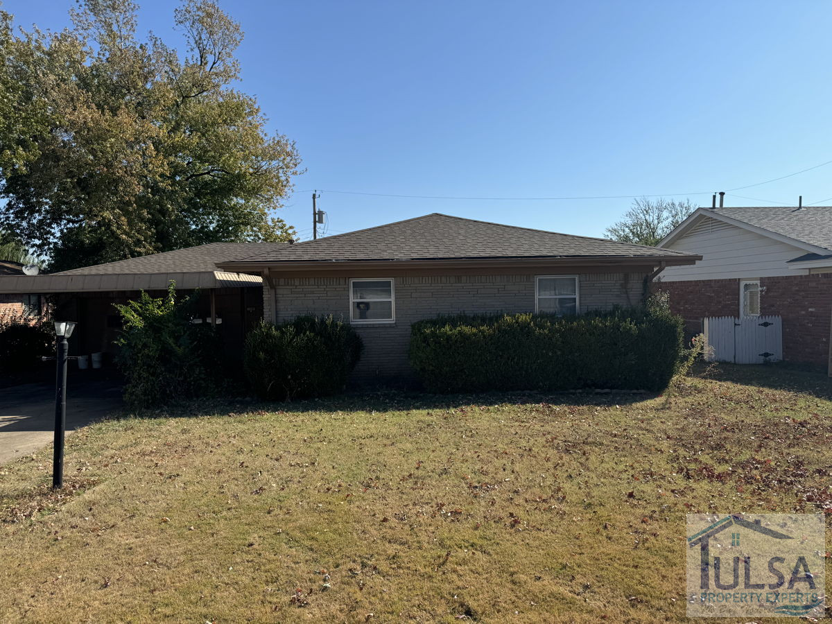 East Tulsa - Pre MLS Opportunity 3/2/2