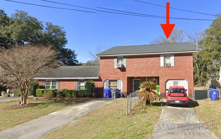 N CHS TOWNHOUSE - RENT / RENO IN PARK CIRCLE