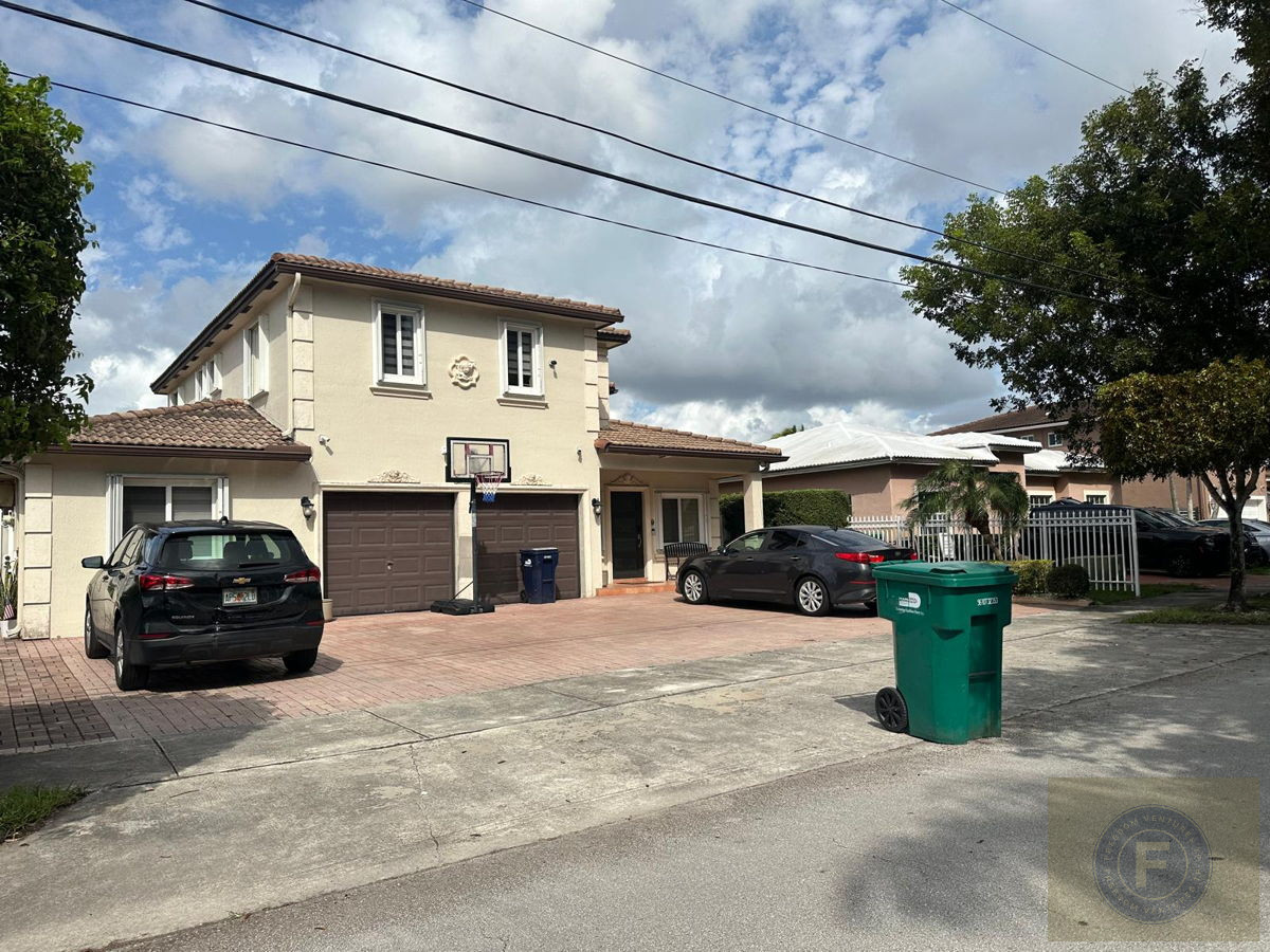 GREAT FIX AND FLIP OR BUY AND HOLD IN MIAMI FL 33175