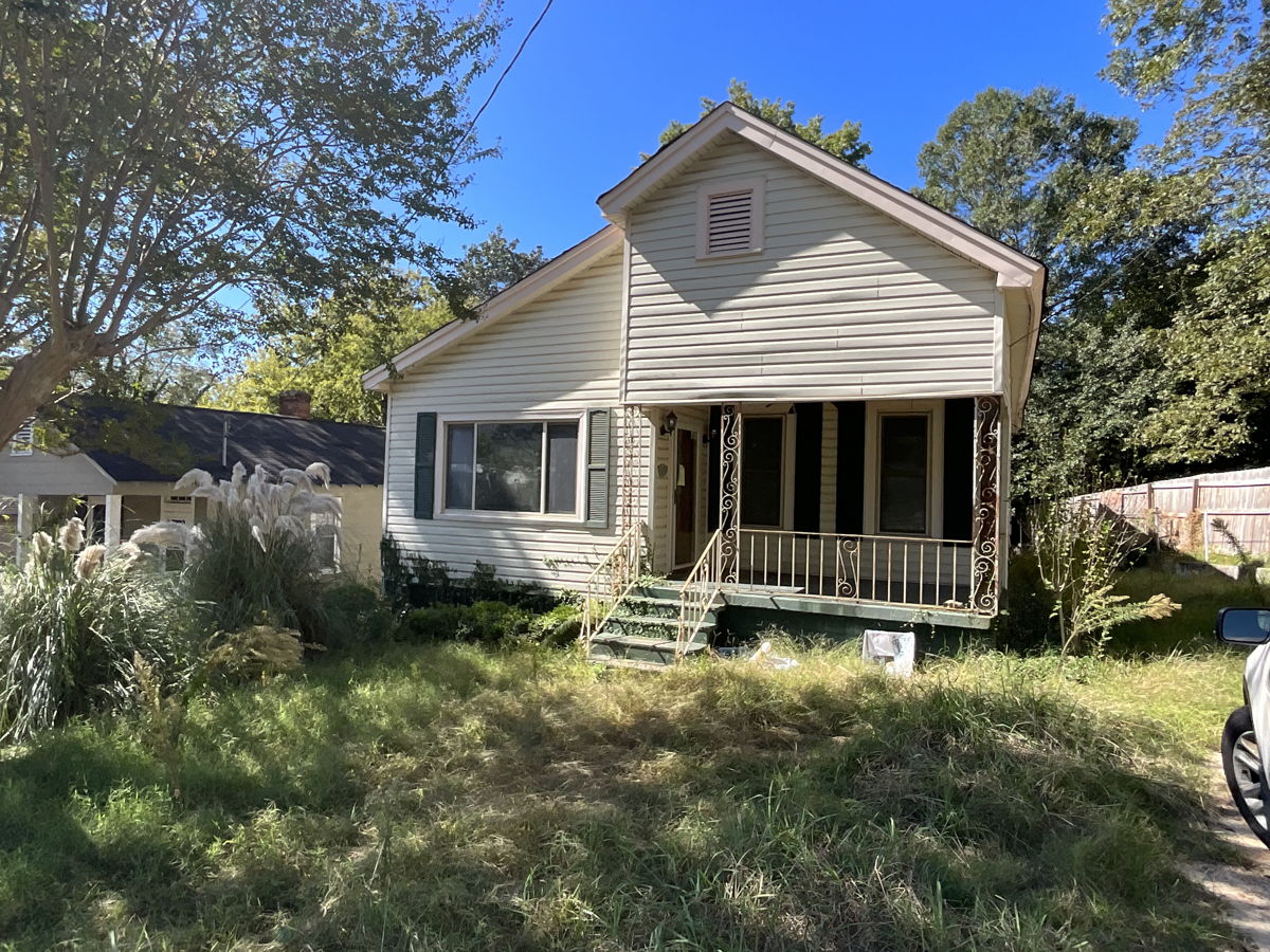 Picture Perfect in Phenix City 🏚️