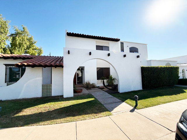 85016 - Phoenix Condo Investment Opportunity! New Roof, High ARV 🌇💰