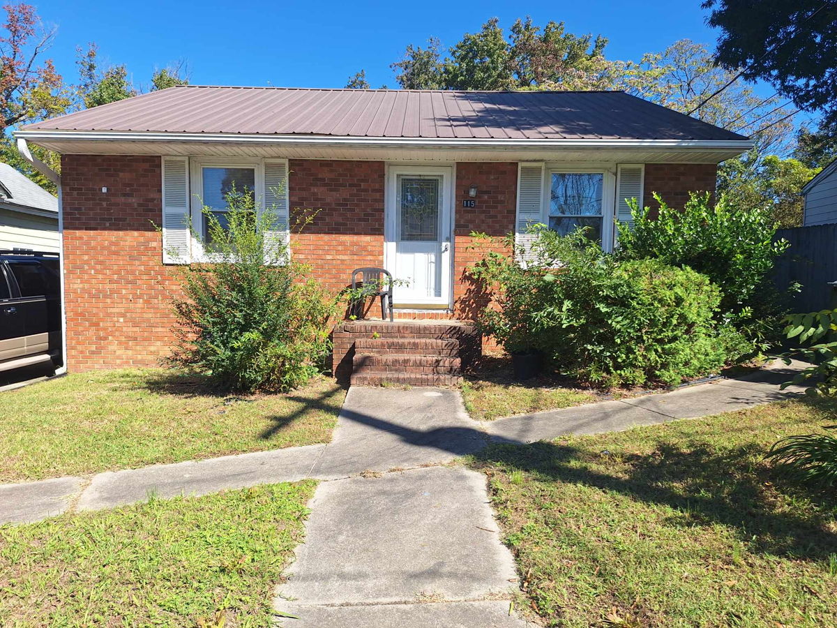 115 Hobbs Ave, Thomasville, NC 27360
