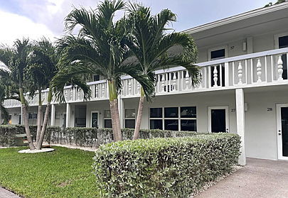 🌟🏖️ Beachside Investment Gem in Deerfield Beach! 🏖️🌟