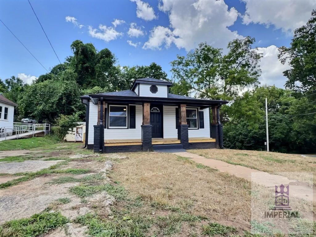 3 1 Buy & Hold | Martinsville, VA
