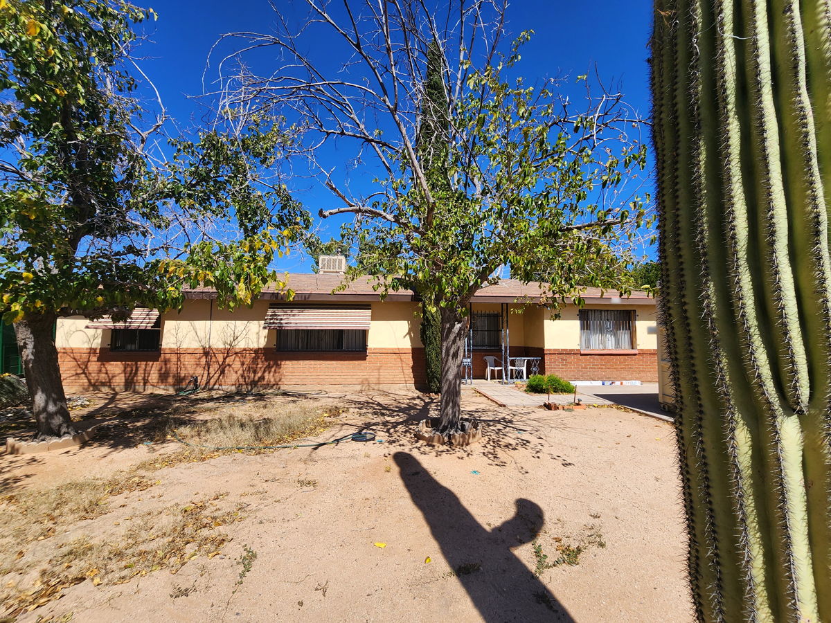 85735 – Expansive 3/2 on 0.37 Acres in Tucson 🌵🏠