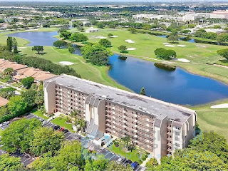 QUICK FIX AND FLIP RIGHT NEXT TO THE GOLF COURSE 🏌️‍♀️