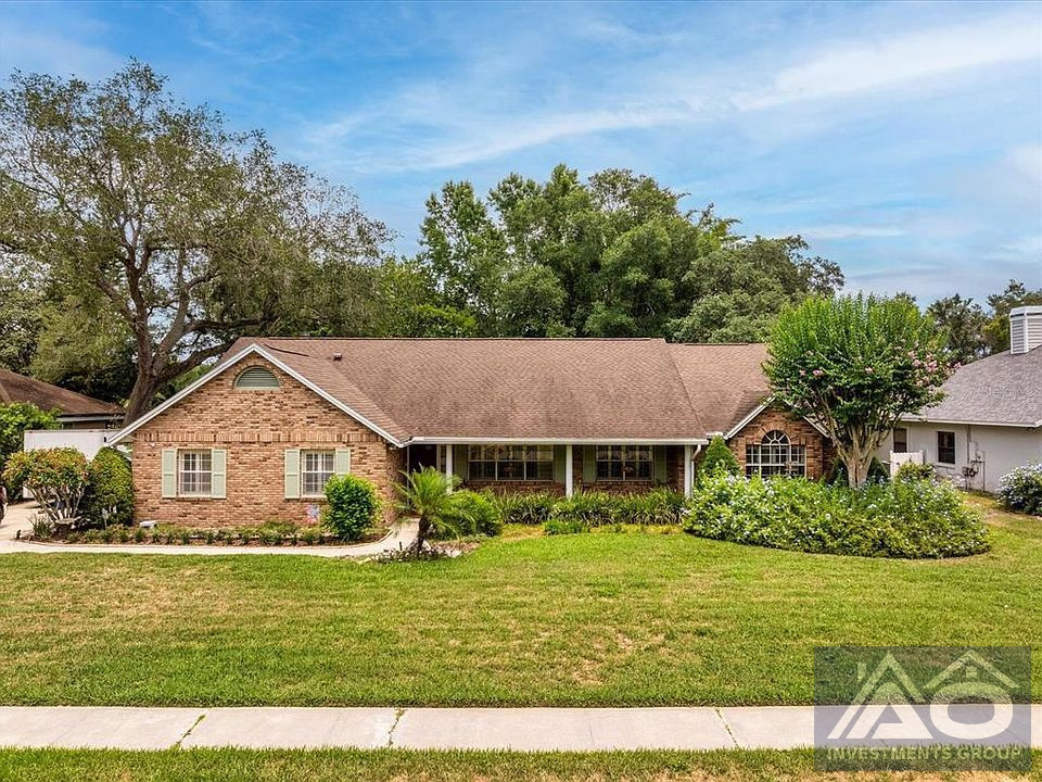 4 bed 3 bath pool home in Seminole County! 617k worth 820k