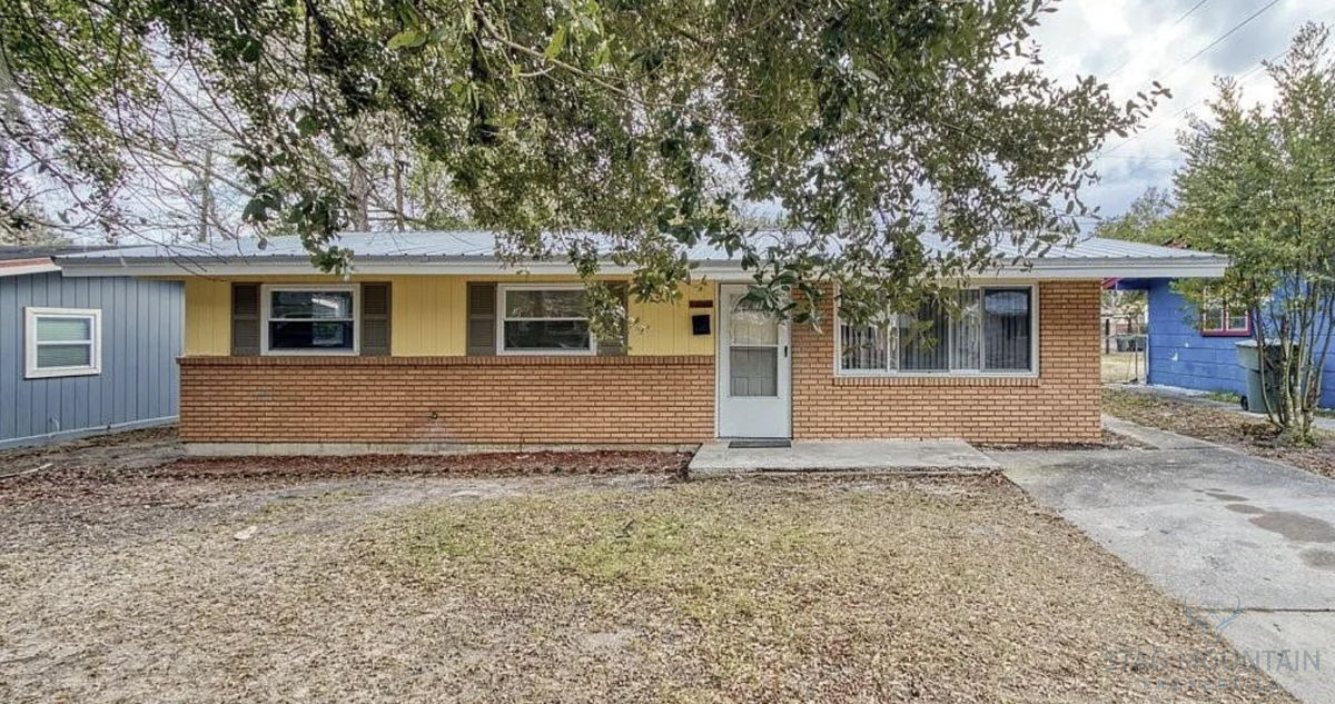 Light Flip Rental Opportunity in Savannah
