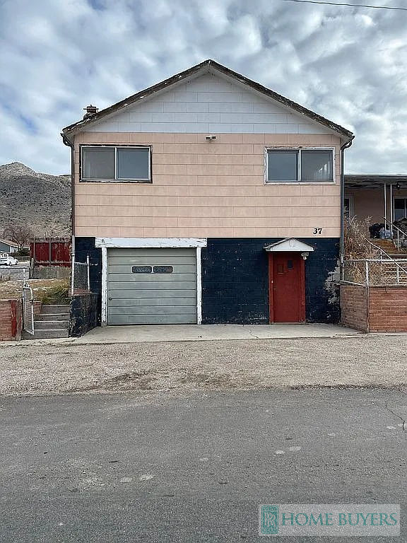 🌟 Investment Opportunity Alert! 🌟 Cozy 3-Bedroom Gem in McGill, NV